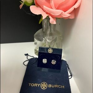 Tory Burch largo logo T stud earrings.
